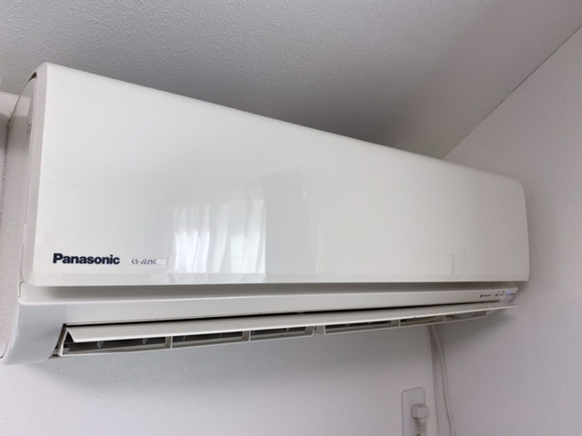 パナソニックルームエアコンCSJ225Cスタンダードタイプ2015年製